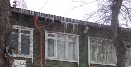 Сосульки на улице Пролитарской IrkutskMedia