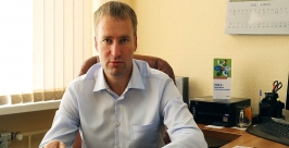 Владимир Чубук: Без обработки горностаевая моль съела бы почти все яблони в Иркутске  РИА IrkutskMedia