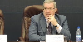 Над проблемой наркомании недостаточно работают в Приангарье - Виктор Толоконский РИА IrkutskMedia