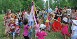 В концерте и играх в защиту природы поучаствовали жители Синюшиной Горы в Иркутске Пресс-служба администрации Иркутска