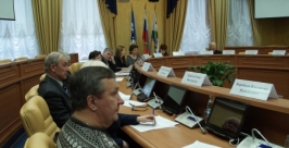 На &quotсерую&quot зарплату могут пожаловаться в виртуальную приемную мэрии жители Иркутска Пресс-служба администрации Иркутска