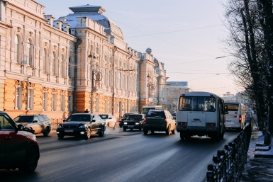 Иркутск, улица Ленина, автомобили Юлия Ушакова, ИА IrkutskMedia