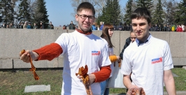 Акция &quotГеоргиевская ленточка&quot стартовала в Иркутске Оленникова Мария, IrkutskMedia