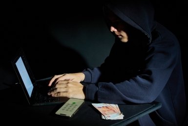 Более 200 сообществ мошенников арендуют аккаунты для обзвонов и рассылки дипфейков - Сбер Дмитрий Осипчук, ИА PrimaMedia