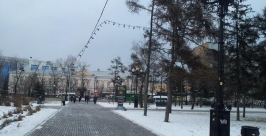 Гирлянда, украшающая сквер Кирова, оборвалась в Иркутске Ася Ефимова 