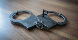 Подозреваемых в распространении героина задержали полицейские в Ангарске Иркутской области Балашов Антон, PrimaMedia