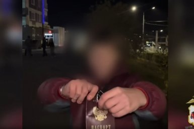 В Усть-Илимске подросток разорвал паспорт ради просмотров и получил протокол ГУ МВД России по региону
