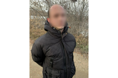 Мужчину с 25 свертками синтетических наркотиков задержали у острова Конный в Иркутске ГУ МВД России по региону