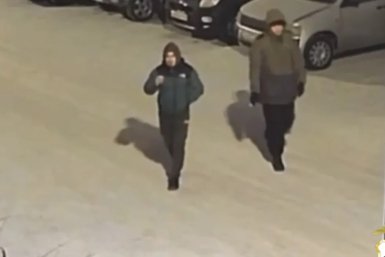 В Иркутске разыскивают двух мужчин после пропажи автомобиля и мотоцикла с одной парковки ГУ МВД России по региону