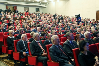 Федеральная, региональная и муниципальная политическая элита Приангарья собралась на послание губернатора Оленникова Мария, IrkutskMedia