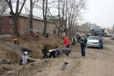 Берег ручья в Рабочем очистили на субботнике более 50-ти сотрудников &quotРостелекома&quot Пресс-служба ОАО &quotРостелеком&quot