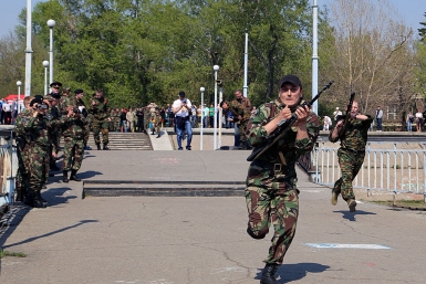 Соревнования проходили на площади возле памятника Александру III в Иркутске Мария Оленникова, IrkutskMedia
