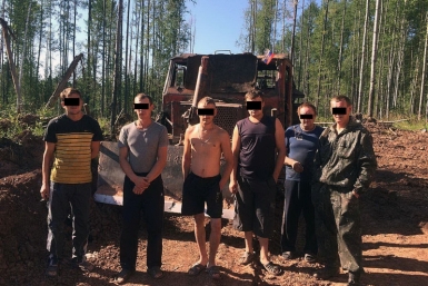 Команда из 16-ти &quotчерных лесорубов&quot в Иркутской области &quotналомала дров&quot на 19 млн рублей Фото пресс-службы ГУ МВД по Иркутской области