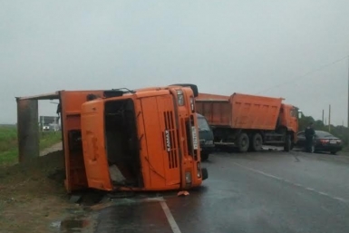 Два КАМАЗа столкнулись недалеко от деревни Куда под Иркутском Отдел пропаганды УГИБДД по Иркутской области