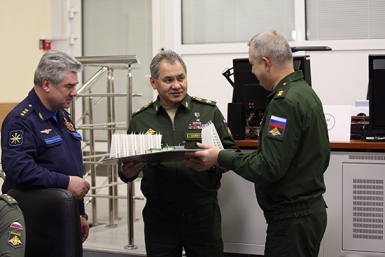 Сергей Шойгу проверил несение боевого дежурства на РЛС &quotВоронеж-М&quot в Иркутской области Пресс-служба Минобороны РФ