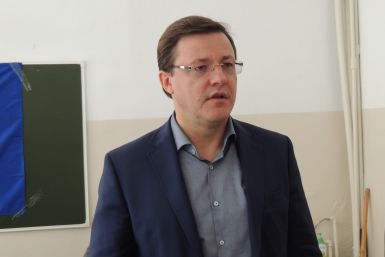 Уполномоченный по проведению предварительного голосования в Иркутской областиДмитрий Азаров Лучкин Виктор, ИА IrkutskMedia