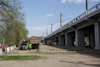 Бесплатная автопарковка появится под Глазковским мостом в Иркутске  Пресс-служба администрации Иркутска