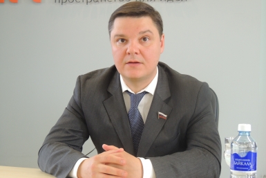 Депутат ГД РФ Андрей Крутов Лучкин Виктор, IrkutskMedia