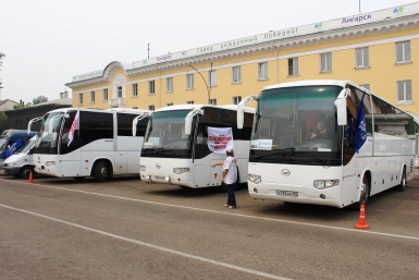 &quotЕдиная Россия&quot начала обрабатывать электоральное поле в Приангарье с города нефтехимиков Екатерина Симонова 