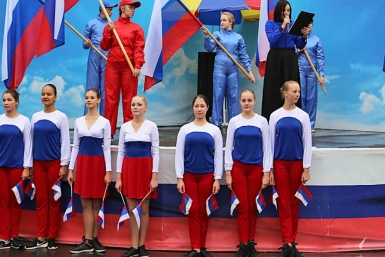 День российского флага Мария Оленникова, IrkutskMedia
