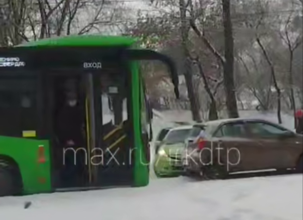 ДТП из канала &quotДТП38RUS&quot в МАКС (12+)