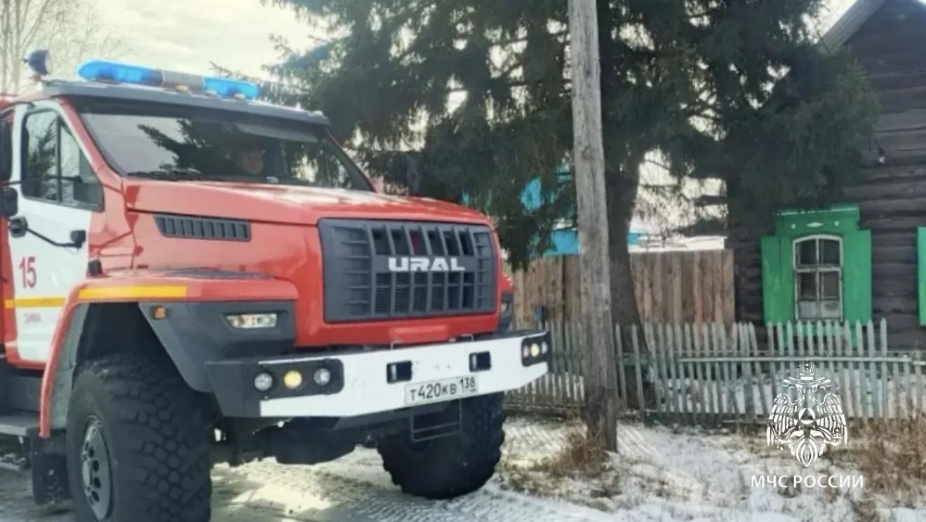 Пожарные ГУ МЧС России по региону